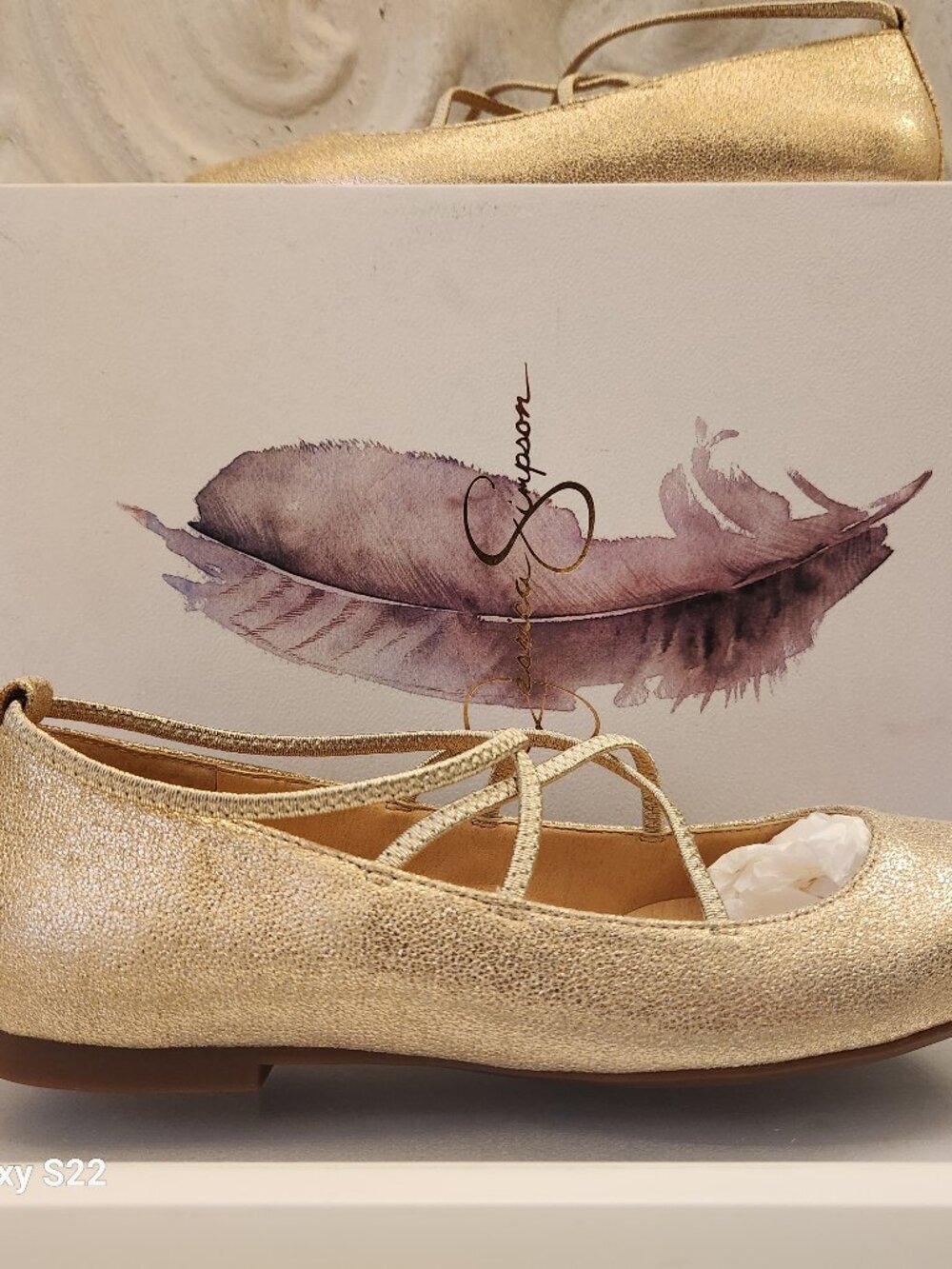 Jessica Simpson Fantine Pale Gold Shrunken Sparkle Flats. NIB. Size 6